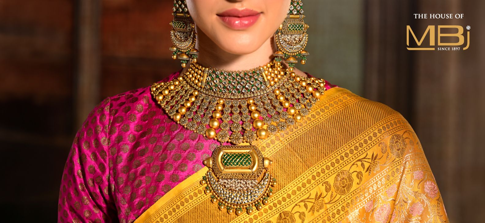 Durga Pujo Jewellery Trends in Kolkata: Know What’s In This Year